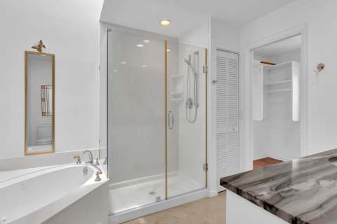 Villa ou maison à louer à Vero Beach, Floride: 4 chambres, 220.55 m2 № 2087862 - photo 4