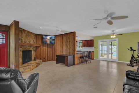 Villa ou maison à louer à Vero Beach, Floride: 4 chambres, 220.55 m2 № 2087862 - photo 3