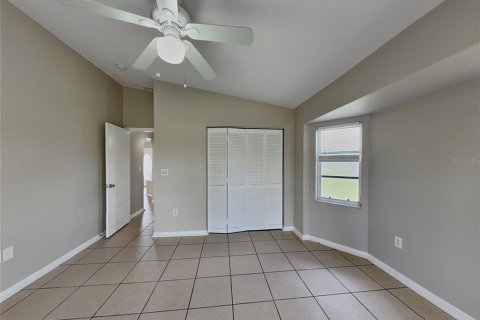 Casa en alquiler en Punta Gorda, Florida, 3 dormitorios, 207.54 m2 № 1910194 - foto 16