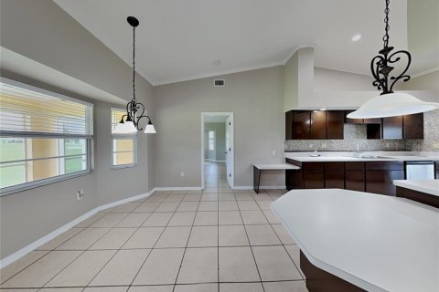 Casa en alquiler en Punta Gorda, Florida, 3 dormitorios, 207.54 m2 № 1910194 - foto 4