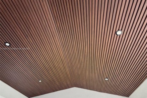 Villa ou maison à vendre à Miami, Floride: 4 chambres, 248.33 m2 № 1975658 - photo 5