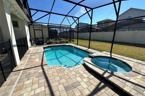 House in SOLARA RESORT in Kissimmee, Florida 4 bedrooms, 239.78 sq.m. № 1034709 - photo 24