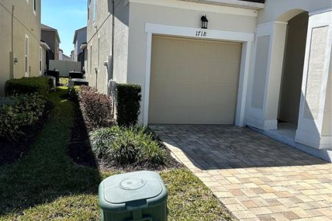 House in SOLARA RESORT in Kissimmee, Florida 4 bedrooms, 239.78 sq.m. № 1034709 - photo 3
