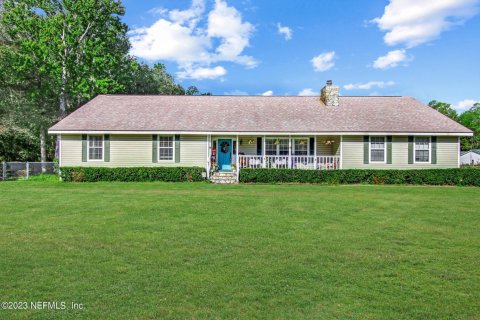 House in Callahan, Florida 4 bedrooms, 239.04 sq.m. № 827008 - photo 1