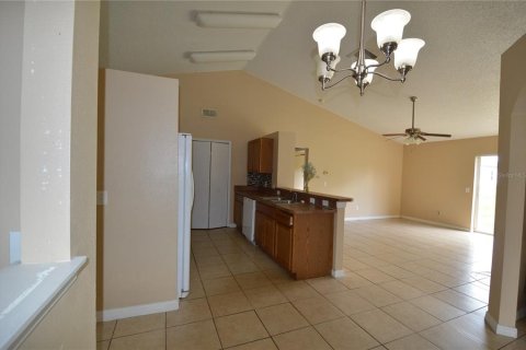 House in Kissimmee, Florida 3 bedrooms, 150.87 sq.m. № 1815975 - photo 6