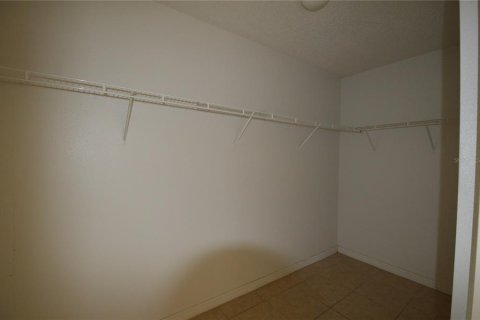 House in Kissimmee, Florida 3 bedrooms, 150.87 sq.m. № 1815975 - photo 11