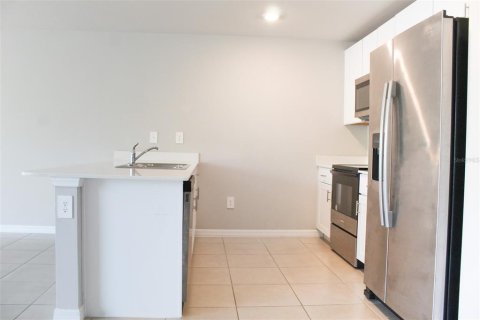 Villa ou maison à vendre à Port Charlotte, Floride: 4 chambres, 137.96 m2 № 2302310 - photo 11
