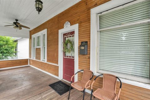 House in Lakeland, Florida 2 bedrooms, 89.37 sq.m. № 1904885 - photo 3
