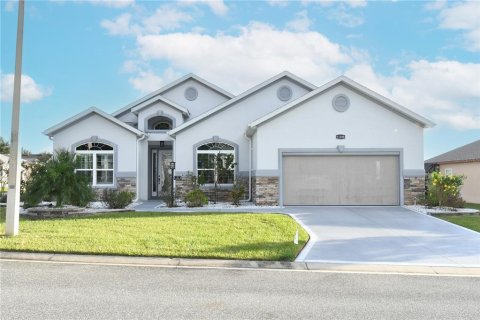 Villa ou maison à Summerfield, Floride 3 chambres, 176.05 m2 № 2425733