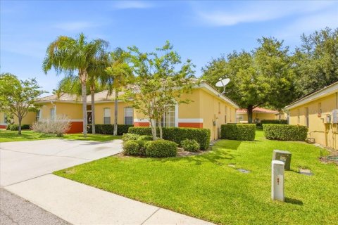 Villa ou maison à louer à Poinciana, Floride: 3 chambres, 116.03 m2 № 2387388 - photo 9