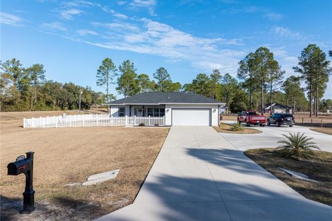 Villa ou maison à Lake Butler, Floride 3 chambres, 154.59 m2 № 2148084