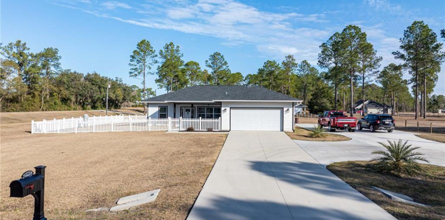 Villa ou maison à Lake Butler, Floride 3 chambres, 154.59 m2 № 2148084
