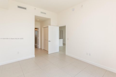 Купить кондоминиум в Дорал, Флорида 2 спальни, 94.76м2, № 1864136 - фото 10