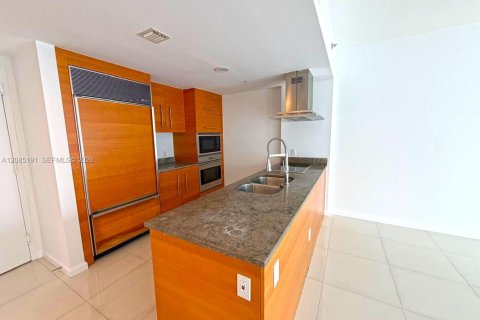 Condominio en venta en Miami, Florida, 1 dormitorio, 73.39 m2 № 2353579 - foto 7
