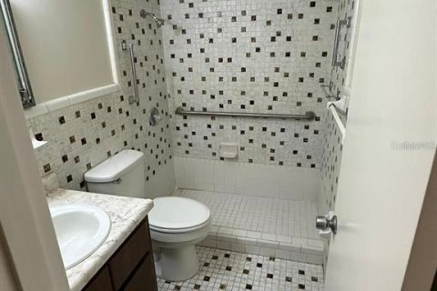 Apartamento en alquiler en Leesburg, Florida, 2 dormitorios, 74.32 m2 № 1832987 - foto 11