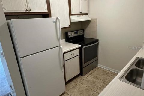 Apartamento en alquiler en Leesburg, Florida, 2 dormitorios, 74.32 m2 № 1832987 - foto 5