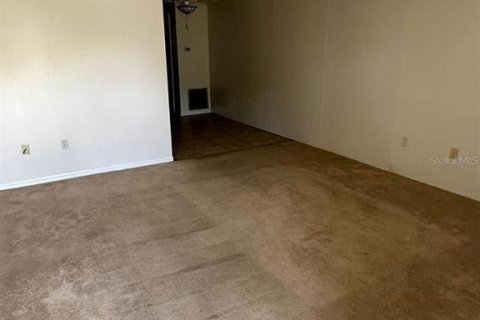 Apartamento en alquiler en Leesburg, Florida, 2 dormitorios, 74.32 m2 № 1832987 - foto 6