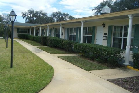 Apartamento en alquiler en Leesburg, Florida, 2 dormitorios, 74.32 m2 № 1832987 - foto 1