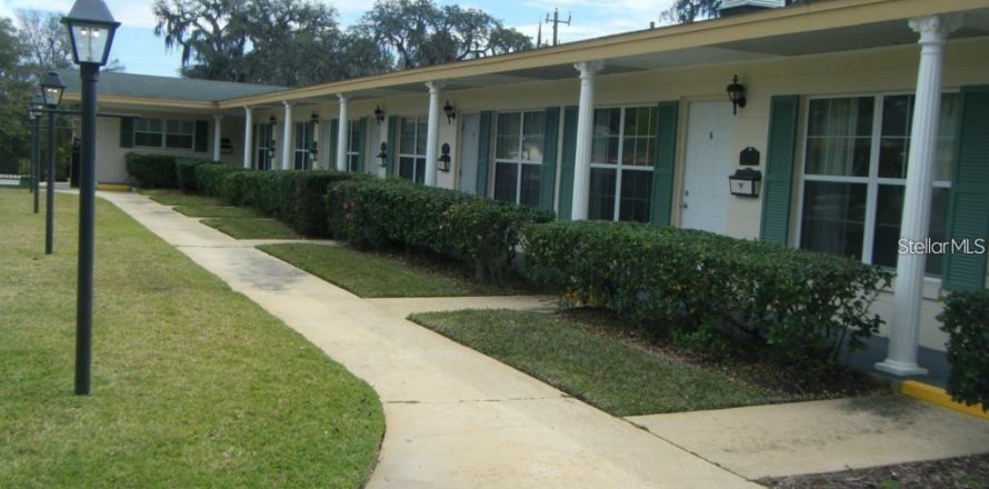 Apartamento en Leesburg, Florida 2 dormitorios, 74.32 m2 № 1832987