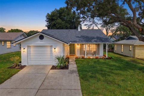House in Port Richey, Florida 2 bedrooms, 102.84 sq.m. № 2290476