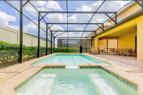 Villa ou maison à louer à Kissimmee, Floride: 8 chambres, 375.42 m2 № 1894959 - photo 27