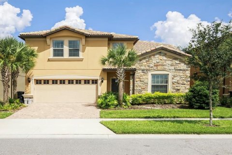 Villa ou maison à louer à Kissimmee, Floride: 8 chambres, 375.42 m2 № 1894959 - photo 1