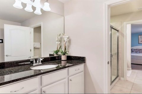 Villa ou maison à louer à Kissimmee, Floride: 8 chambres, 375.42 m2 № 1894959 - photo 22
