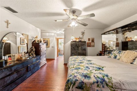 Casa en venta en Land O' Lakes, Florida, 4 dormitorios, 249.35 m2 № 1813593 - foto 21