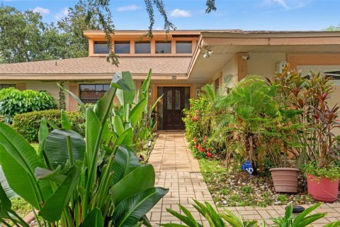 Casa en venta en Land O' Lakes, Florida, 4 dormitorios, 249.35 m2 № 1813593 - foto 4