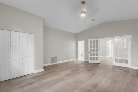 Villa ou maison à louer à Palm Coast, Floride: 4 chambres, 203.64 m2 № 2388676 - photo 6