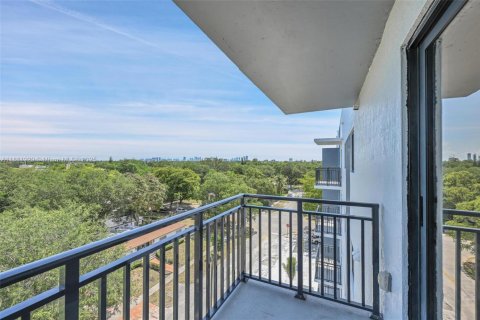 Apartment in North Miami, Florida 2 bedrooms, 83.7 sq.m. № 1924907 - photo 5