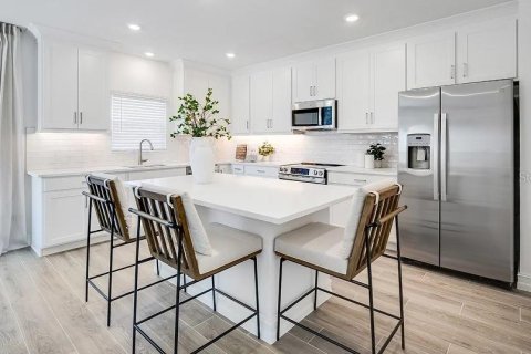 Adosado en alquiler en Wesley Chapel, Florida, 4 dormitorios, 223.89 m2 № 1914678 - foto 14