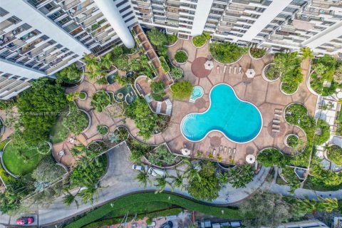 Купить кондоминиум в Майами, Флорида 3 спальни, 150.87м2, № 1974452 - фото 4