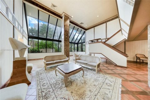 Купить кондоминиум в Майами, Флорида 3 спальни, 150.87м2, № 1974452 - фото 25