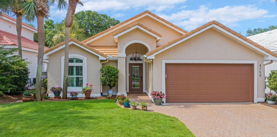 House in Destin, Florida 3 bedrooms, 188.78 sq.m. № 589958