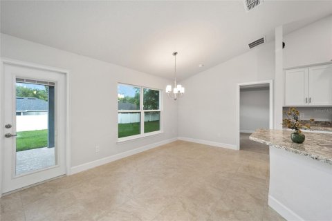Casa en venta en Silver Springs Shores, Florida, 4 dormitorios, 163.32 m2 № 1911374 - foto 15