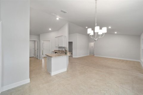 Casa en venta en Silver Springs Shores, Florida, 4 dormitorios, 163.32 m2 № 1911374 - foto 17