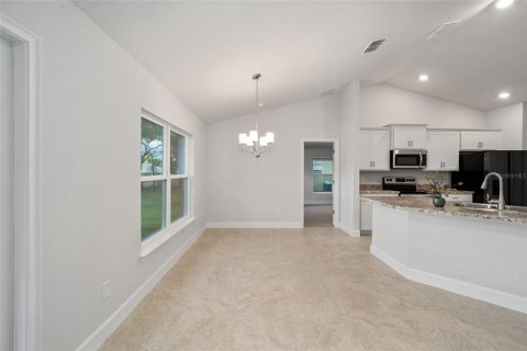 Casa en venta en Silver Springs Shores, Florida, 4 dormitorios, 163.32 m2 № 1911374 - foto 16