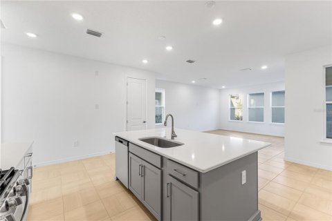 Villa ou maison à vendre à Winter Garden, Floride: 4 chambres, 216.65 m2 № 2306350 - photo 25