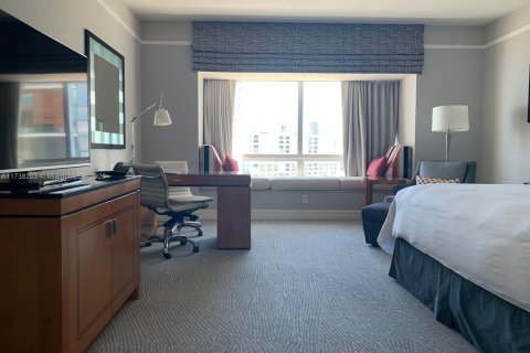 Condominio en venta en Miami, Florida, 2 dormitorios, 191.56 m2 № 1985108 - foto 5