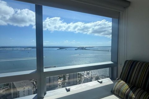 Condo in Miami, Florida, 2 bedrooms  № 1985108 - photo 17