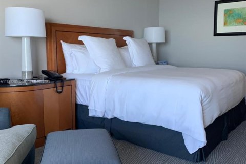 Condominio en venta en Miami, Florida, 2 dormitorios, 191.56 m2 № 1985108 - foto 3