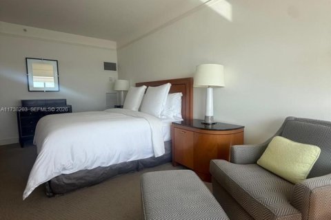 Condo in Miami, Florida, 2 bedrooms  № 1985108 - photo 15