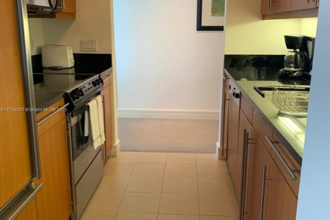 Condominio en venta en Miami, Florida, 2 dormitorios, 191.56 m2 № 1985108 - foto 12