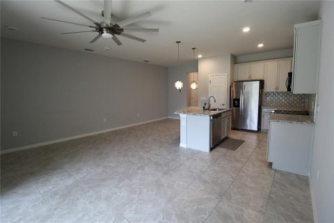 Touwnhouse à louer à Tampa, Floride: 3 chambres, 172.05 m2 № 2358943 - photo 8