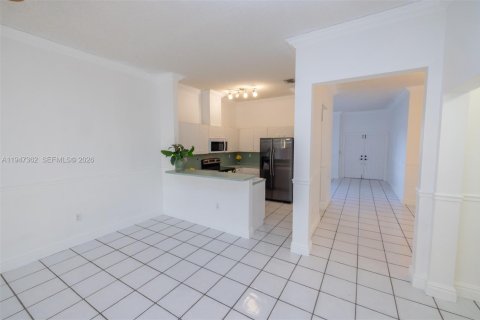 Casa en venta en Miami, Florida, 3 dormitorios, 147.53 m2 № 2003534 - foto 23