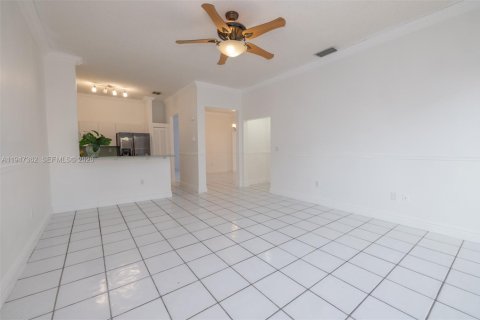 Casa en venta en Miami, Florida, 3 dormitorios, 147.53 m2 № 2003534 - foto 21