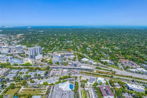 Commercial property in Pinecrest, Florida № 1887443 - photo 20