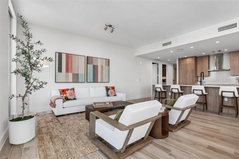 Condo in Tampa, Florida, 4 bedrooms  № 2315112 - photo 10