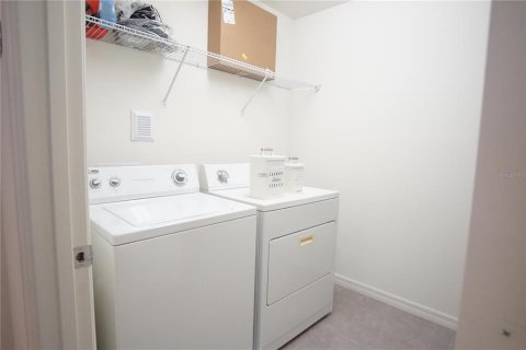 House in Orlando, Florida 4 bedrooms, 250.84 sq.m. № 1883231 - photo 19